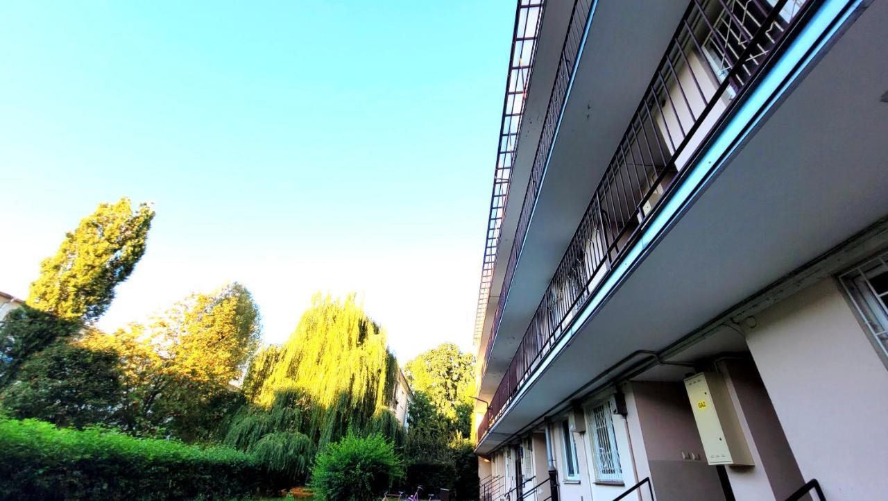 Great Life - Apartment Next To Metro Station Varsóvia Exterior foto